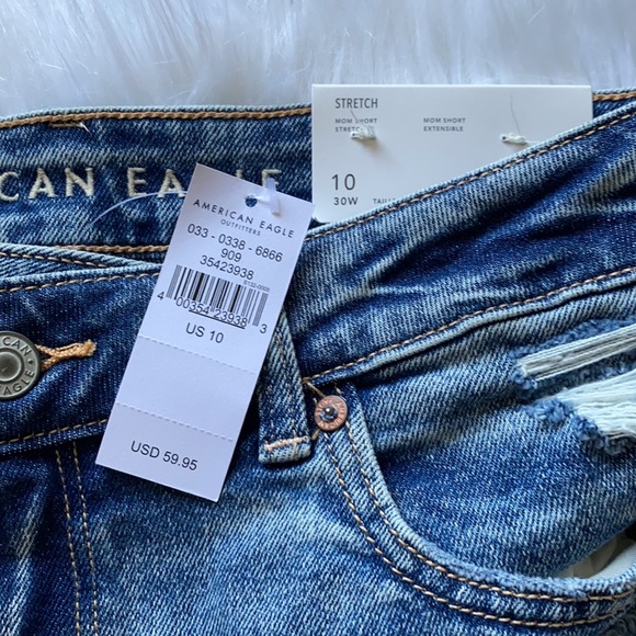American Eagle Super High-Rise Mom short. Sz. 30 - Picture 3 of 5